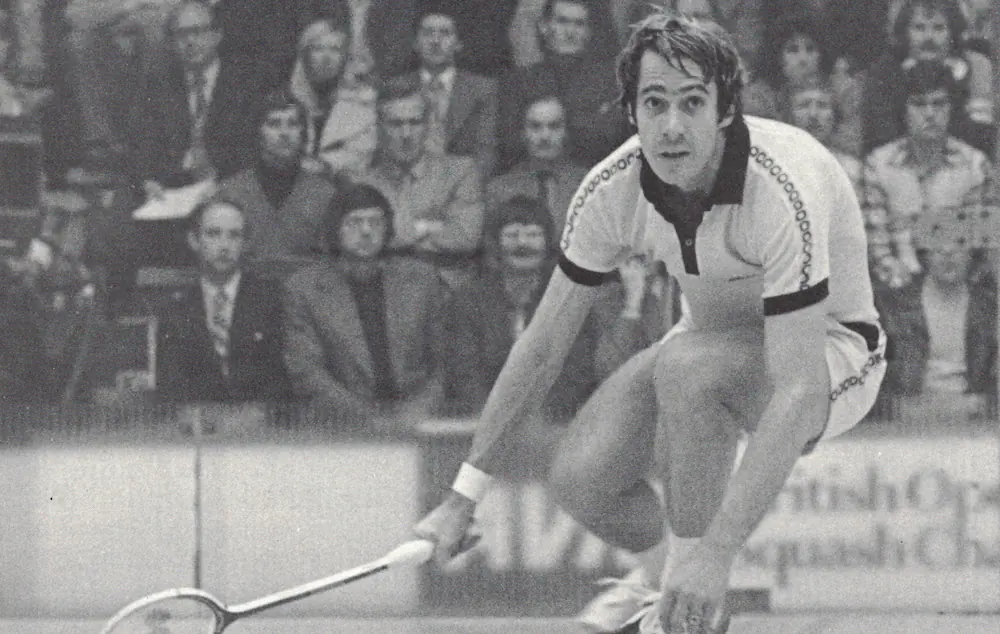 How High Should You Hold A Squash Racket?